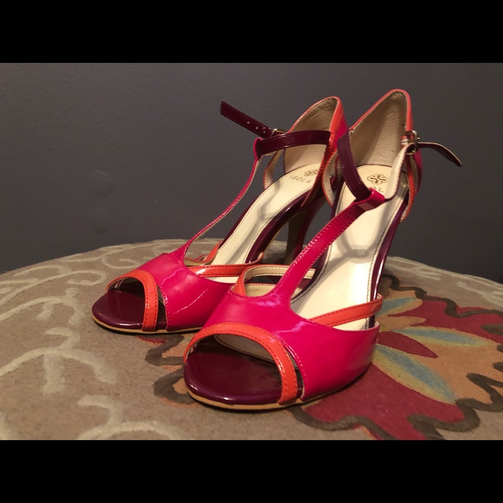 SOLD!!!!Multicolored Isolá Heels